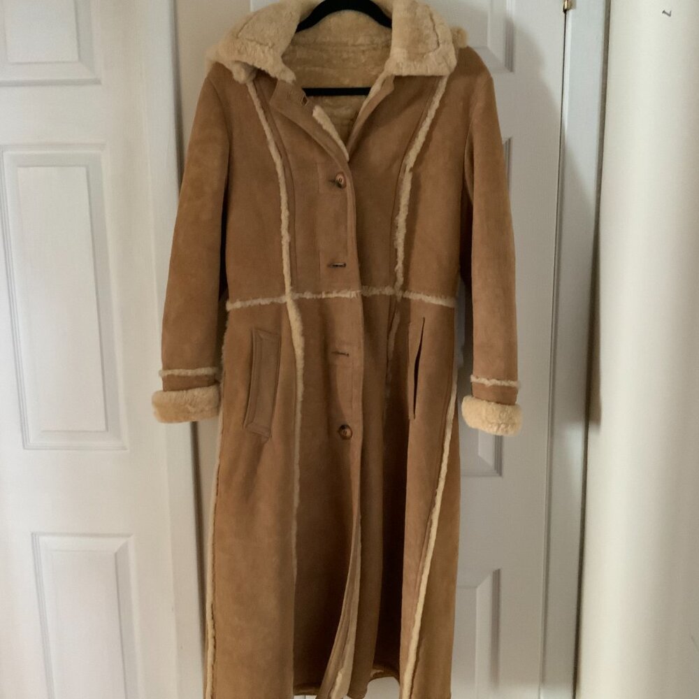 VINTAGE JONATHAN CHRISTOPHER LONG SHEEPSKIN COAT with DETACHABLE HOOD- SIZE 14